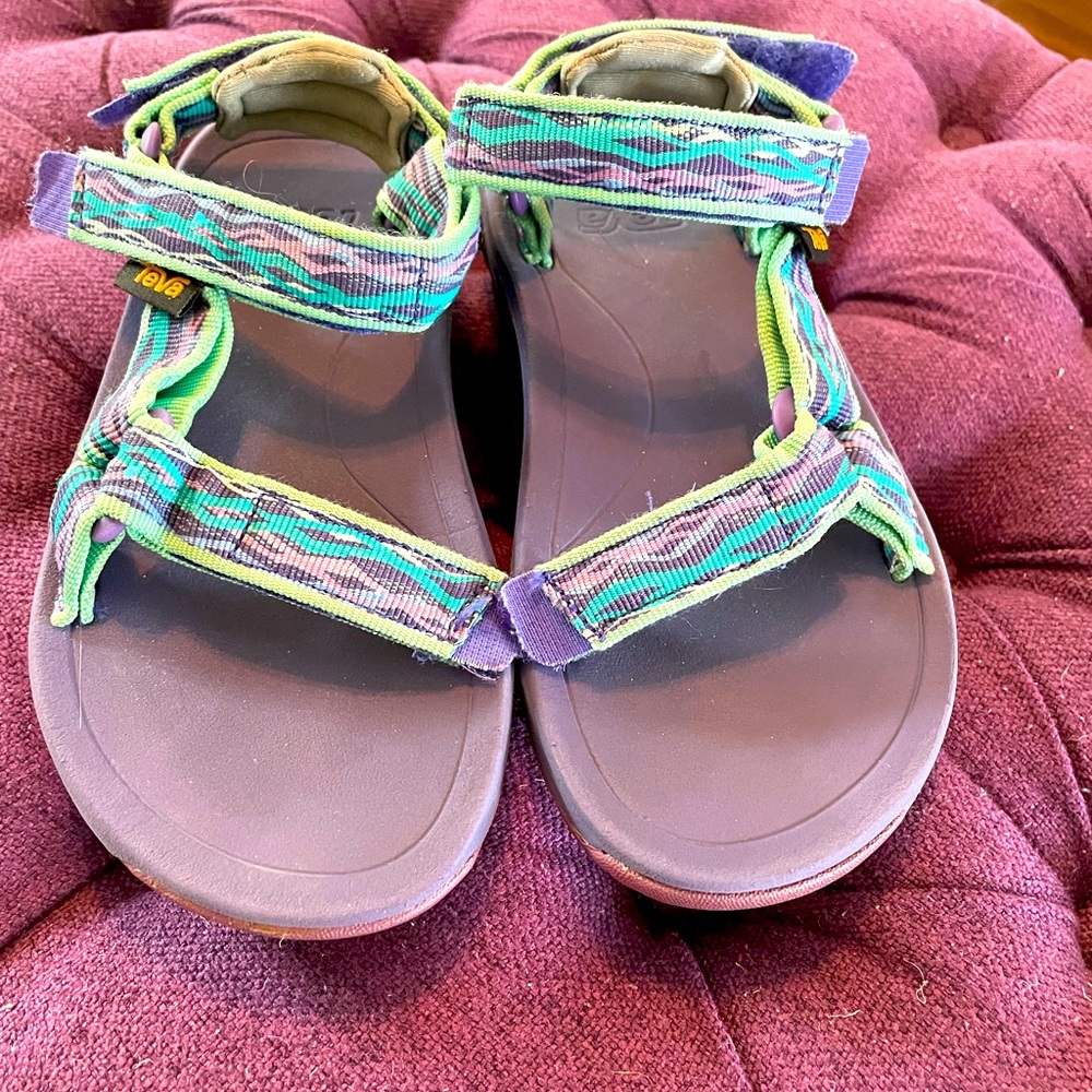 Kids purple Teva sandals